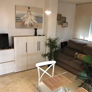 Precioso A 50 Metros De La Playa Apartamento
